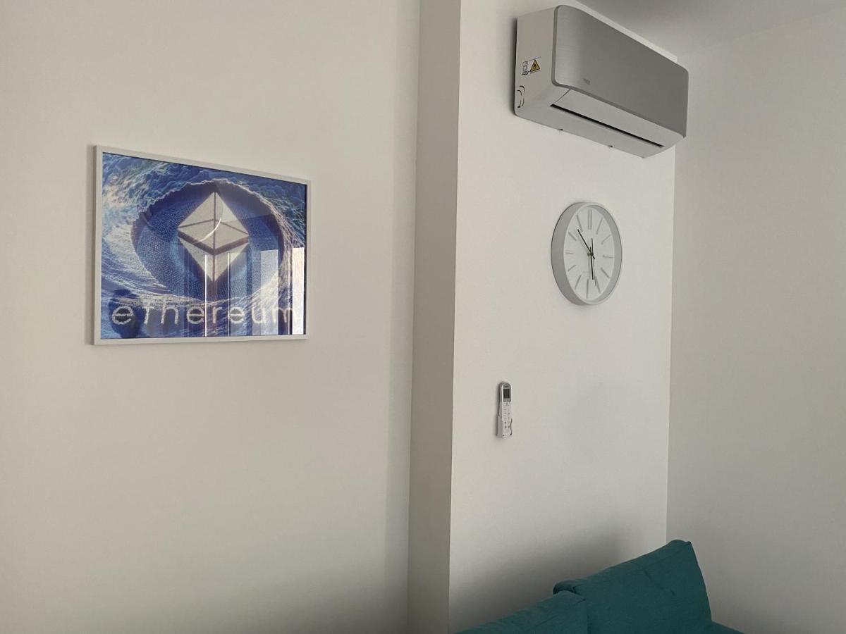 Bitcoin And Ethereum Deluxe Apartments بار المظهر الخارجي الصورة